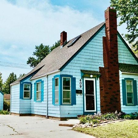 Bluebird Cottage, Walking Distance To Fairgrounds Hutchinson Dış mekan fotoğraf